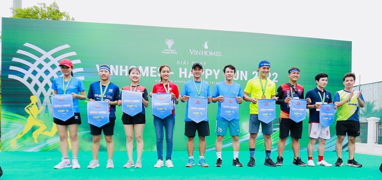 Hơn 3.000 người tham dự giải chạy Vinhomes – Happy Run 2022