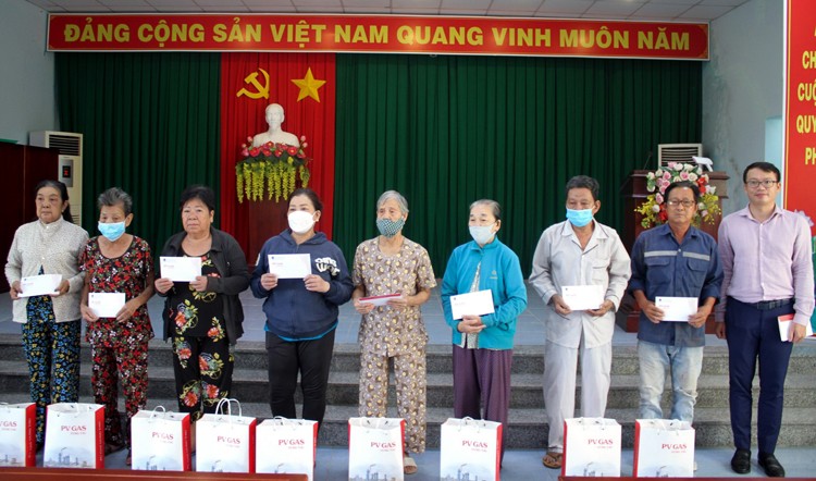 Các đơn vị PV GAS tổ chức nhiều hoạt động tri ân nhân kỷ niệm 75 năm Ngày Thương binh – Liệt sĩ