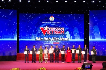 13 ca nhan va tap the tieu bieu khang dinh ban linh viet nam con nguoi viet nam