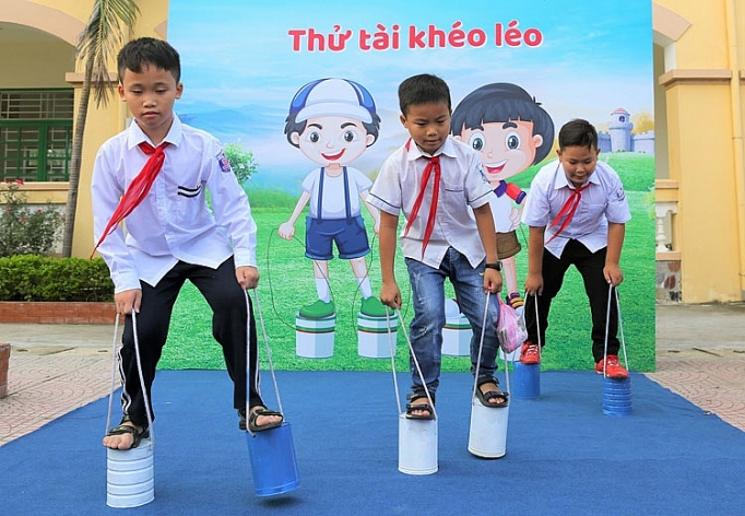 sua hoc duong gop phan cai thien the trang cua tre em viet nam