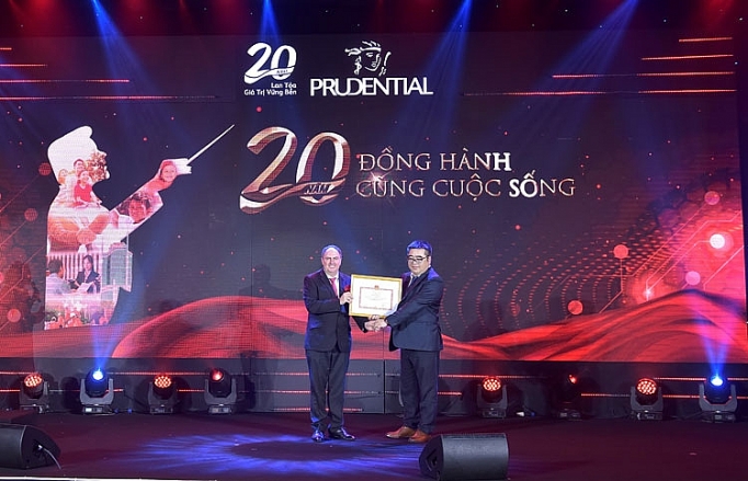 prudential viet nam hanh dong vi mot cong dong nguoi viet khoe manh va thinh vuong