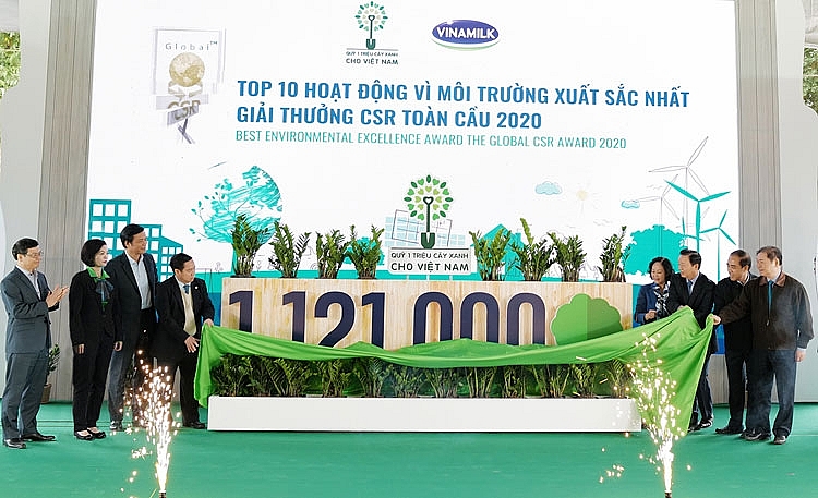 Vinamilk hoàn thành mục tiêu trồng hơn 1,1 triệu cây xanh cho Việt Nam trong năm 2020