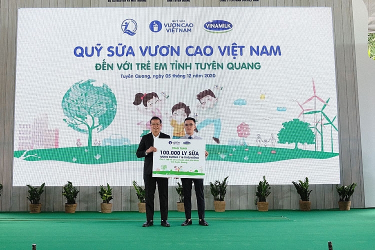 Vinamilk hoàn thành mục tiêu trồng hơn 1,1 triệu cây xanh cho Việt Nam trong năm 2020