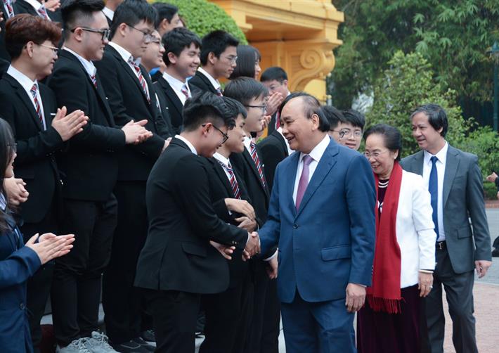 Chủ tịch nước biểu dương học sinh đoạt giải Olympic và Khoa học kỹ thuật quốc tế