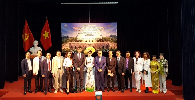 festival van hoa truyen thong viet va giao luu quoc te 2019