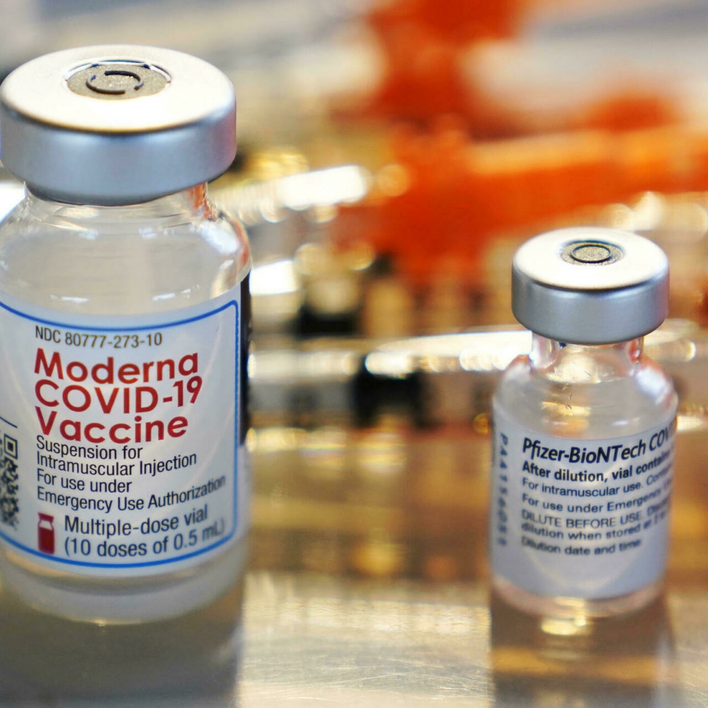 Sáng 22/4: Việt Nam đã nhận 4,6 triệu liều vaccine Moderna phòng Covid-19 cho trẻ em