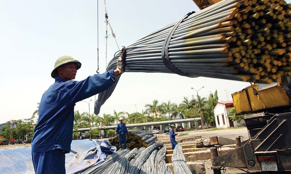 Công Thương qua góc nhìn báo chí ngày 19/5: Giá thép giảm có vai trò của Bộ Công Thương trong việc tăng cường công tác quản lý thị trường