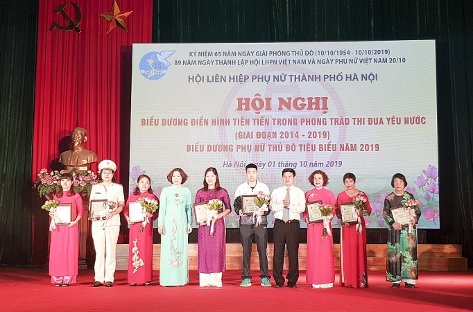 ton vinh nhung bong hoa dep cua thu do nam 2019