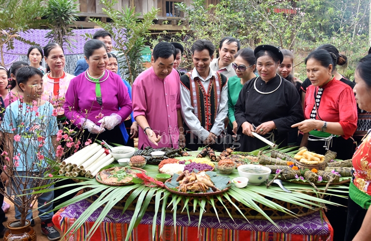 don tet vui xuan tai ngoi nha chung