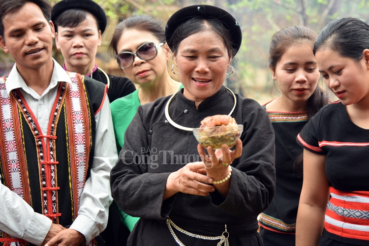 don tet vui xuan tai ngoi nha chung