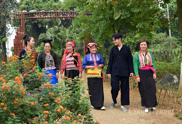 trang phuc truyen thong di san van hoa cua tung dan toc