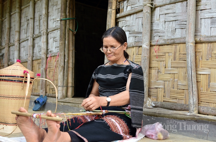 trang phuc truyen thong di san van hoa cua tung dan toc