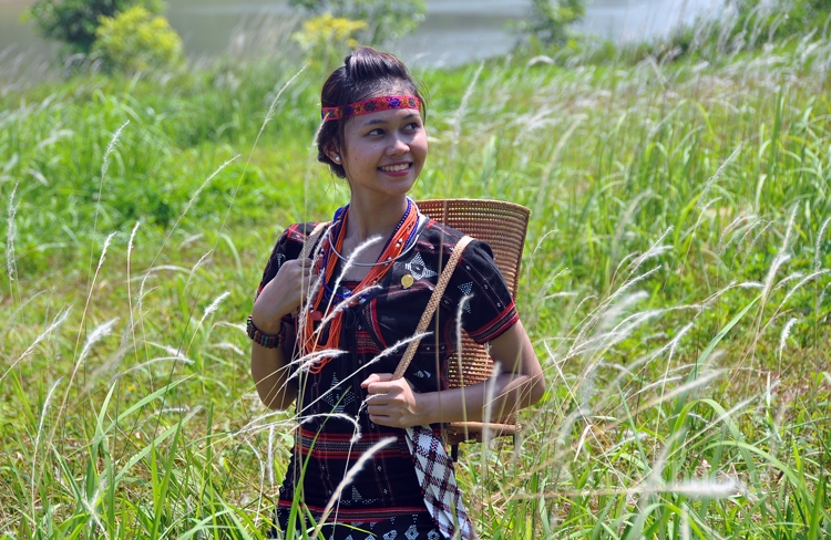 trang phuc truyen thong di san van hoa cua tung dan toc