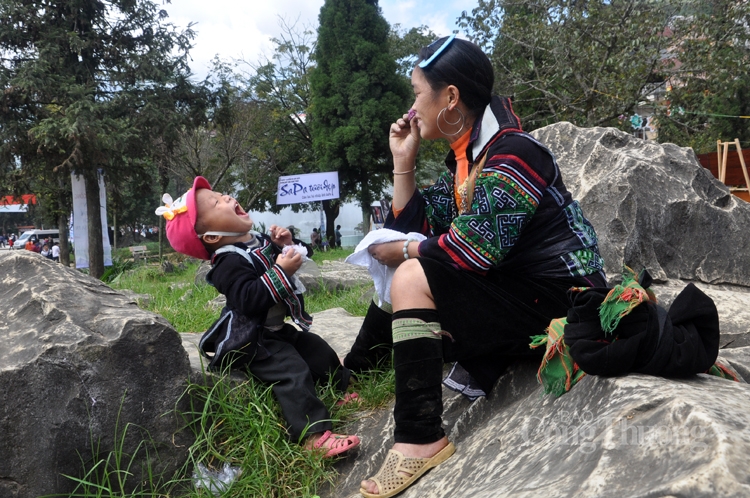 xuan cung tre em vung cao