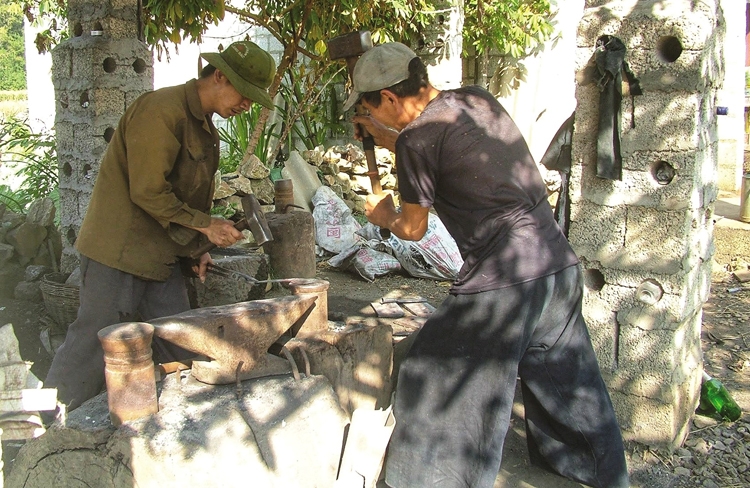 Nghề rèn Phúc Sen: Tất bật vào mùa sản xuất