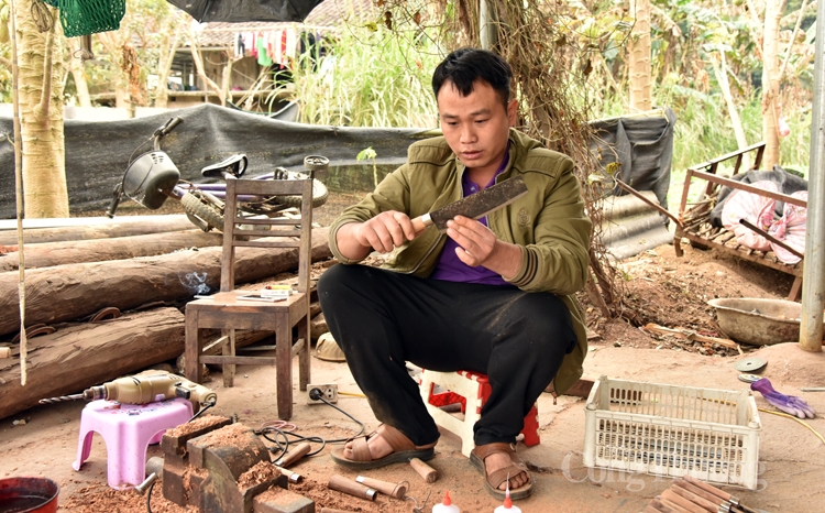 Nghề rèn Phúc Sen: Tất bật vào mùa sản xuất