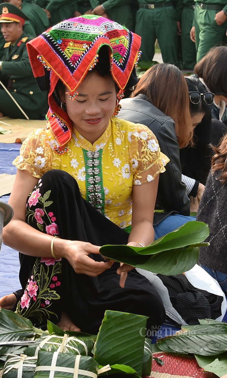 Gói bánh chưng xanh “Chia sẻ yêu thương - Đón xuân Nhâm Dần”