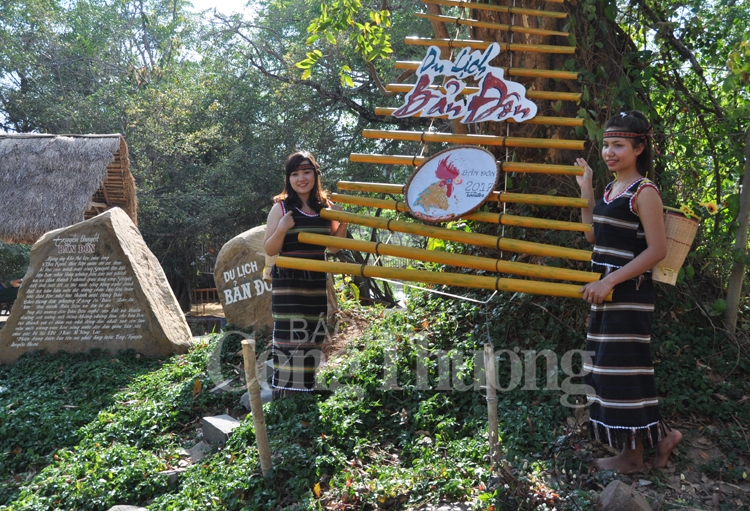 Khám phá văn hóa Bản Đôn