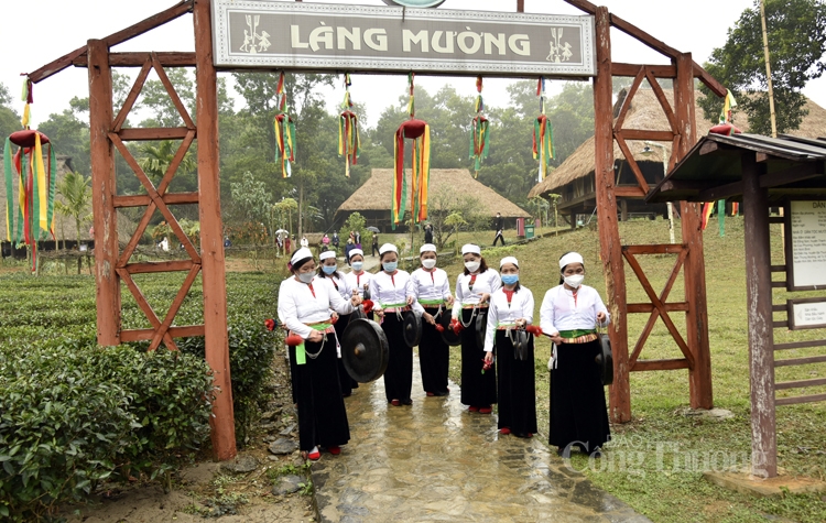 Cồng chiêng - tiếng lòng của đồng bào Mường