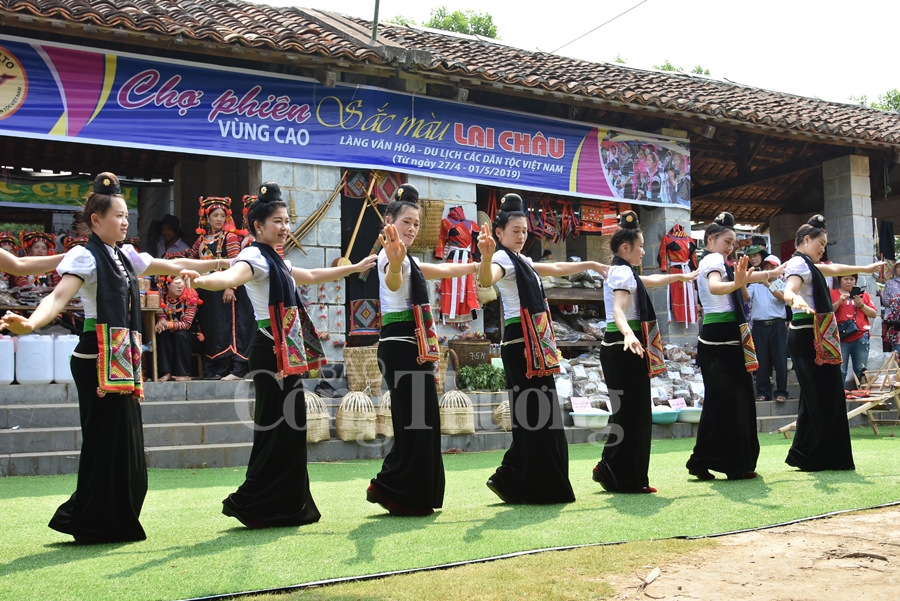 cho phien vung cao sac mau lai chau