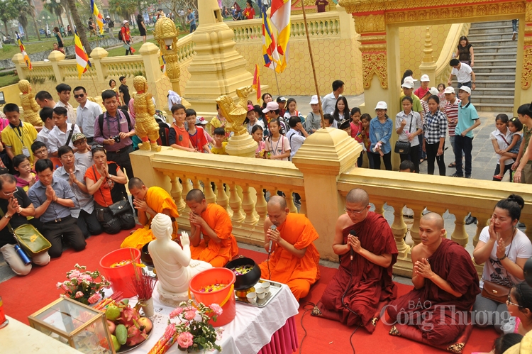 Đón Tết Chol Chnam Thmay của đồng bào Khmer tại Hà Nội