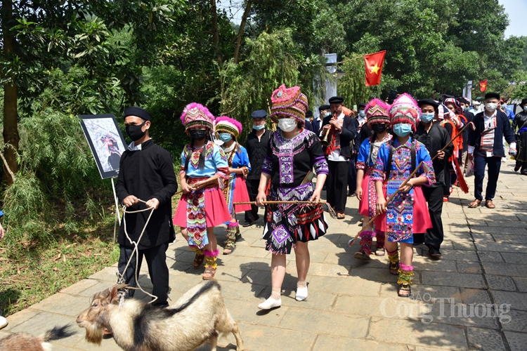 Chợ phiên vùng cao “Điểm hẹn Hoàng Su Phì, Hà Giang”