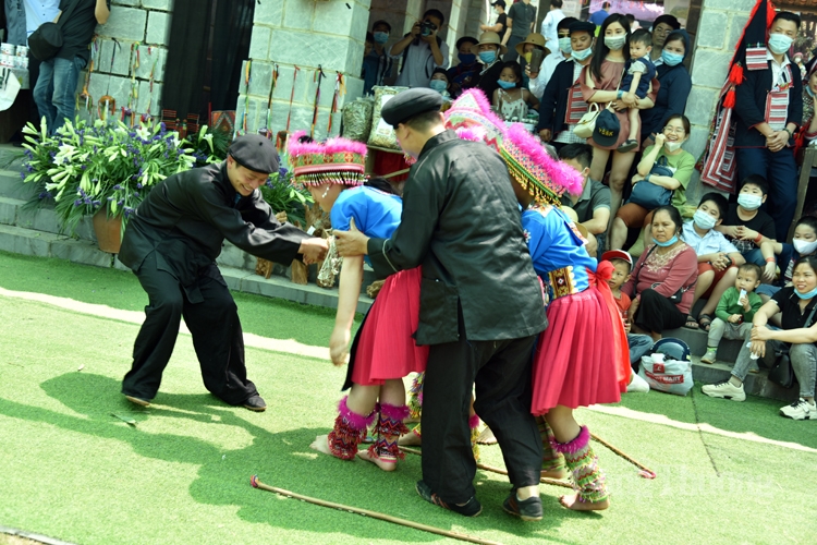 Chợ phiên vùng cao “Điểm hẹn Hoàng Su Phì, Hà Giang”