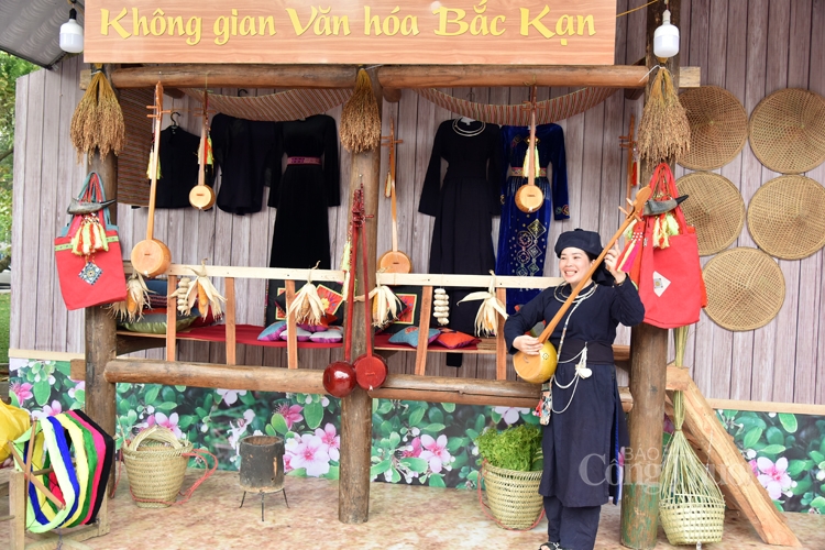 Trải nghiệm Tuần văn hóa du lịch Việt Bắc Trải nghiệm Tuần văn hóa du lịch Việt Bắc