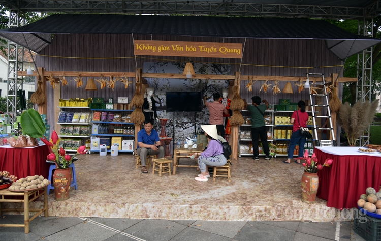 Trải nghiệm Tuần văn hóa du lịch Việt Bắc Trải nghiệm Tuần văn hóa du lịch Việt Bắc