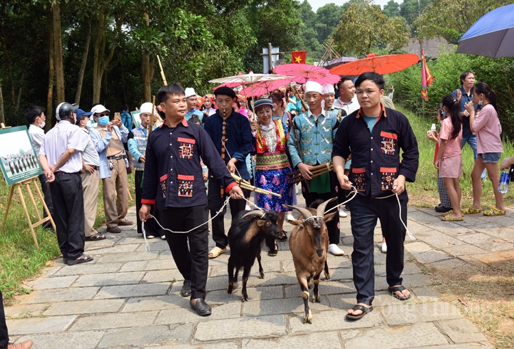 Khám phá chợ phiên vùng cao - Sơn La điểm hẹn