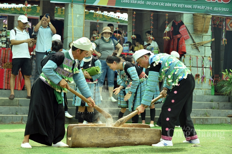 Khám phá chợ phiên vùng cao - Sơn La điểm hẹn