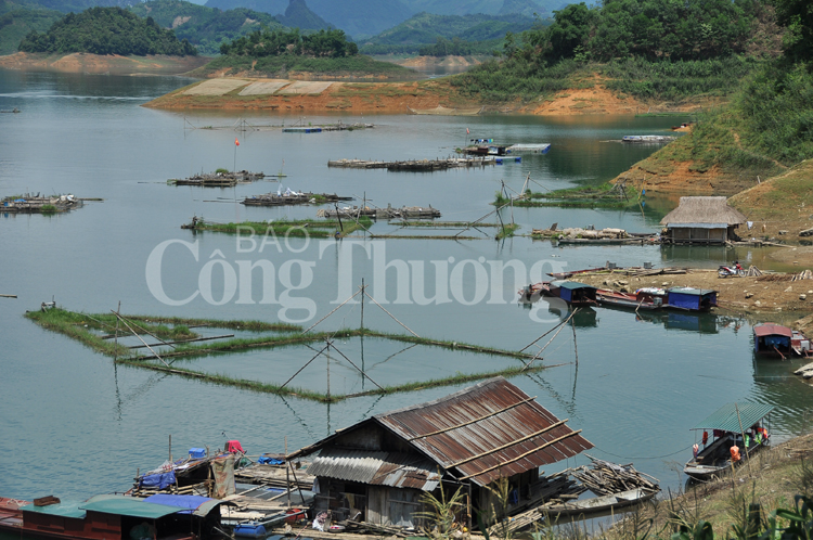 Khai phá nét đẹp hoang sơ ở Bản Ngòi, Hòa Bình