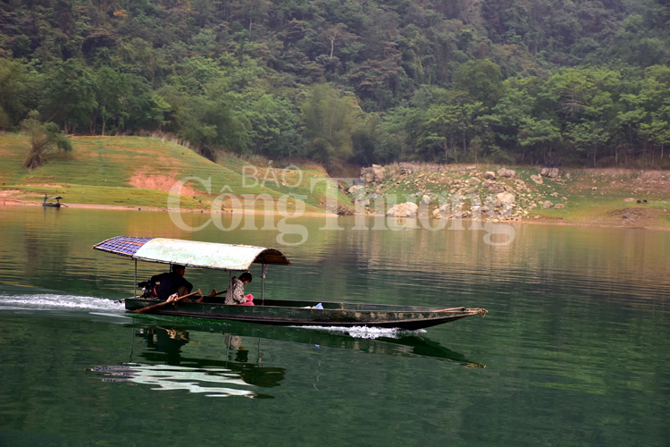 Khám phá trải nghiệm cùng lòng hồ Na Hang