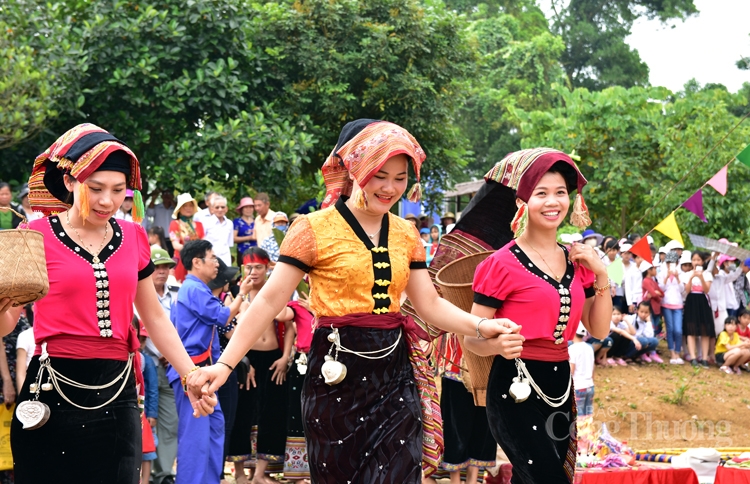 khan pieu thuoc do tai nang va pham hanh phu nu thai