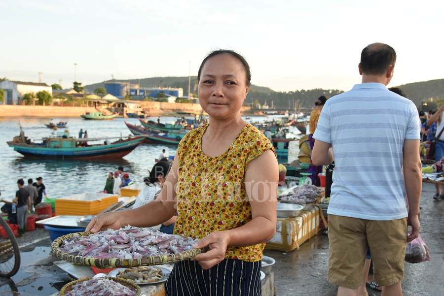 nhon nhip ben ca nghi thuy cua lo