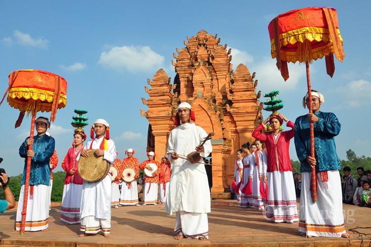 Làng Văn hóa: Nơi bảo tồn, gìn giữ giá trị văn hóa