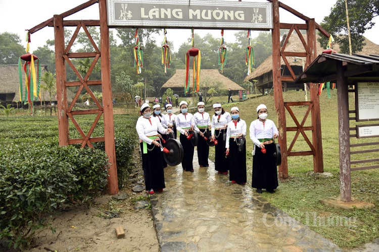 Làng Văn hóa: Nơi bảo tồn, gìn giữ giá trị văn hóa Làng Văn hóa: Nơi bảo tồn, gìn giữ giá trị văn hóa