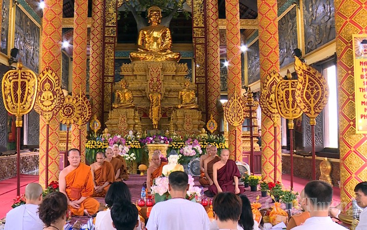 Lễ dâng y tắm mưa, cầu một mùa an cư bình an