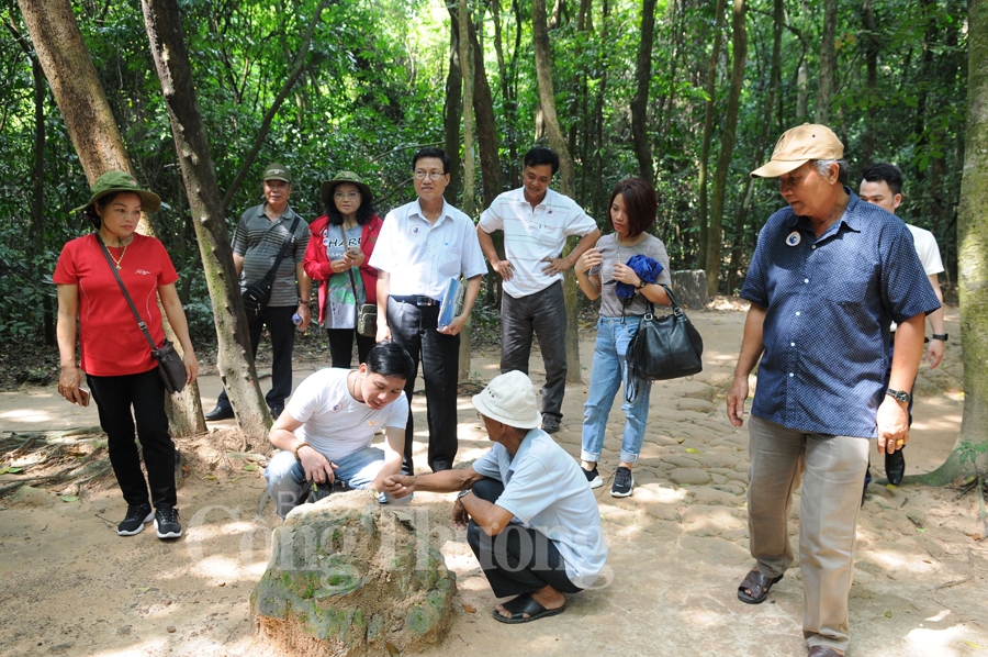 an tuong dia dao trong long dat thep cu chi