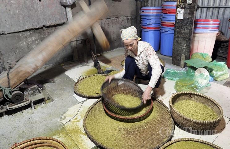 Làng cốm Mễ Trì sôi động trở lại sau giãn cách Làng cốm Mễ Trì sôi động trở lại sau giãn cách