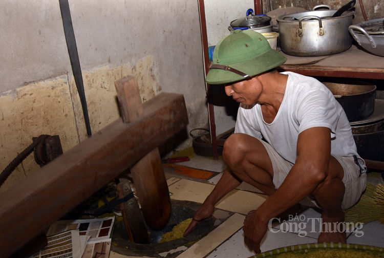Làng cốm Mễ Trì sôi động trở lại sau giãn cách Làng cốm Mễ Trì sôi động trở lại sau giãn cách