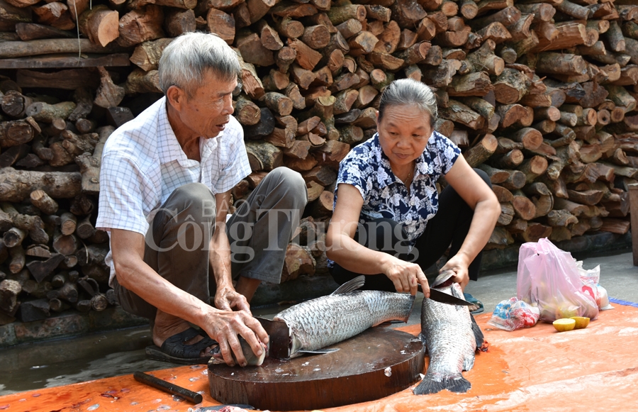 ca kho lang vu dai dam da ban sac dan toc viet