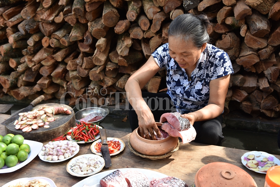 ca kho lang vu dai dam da ban sac dan toc viet