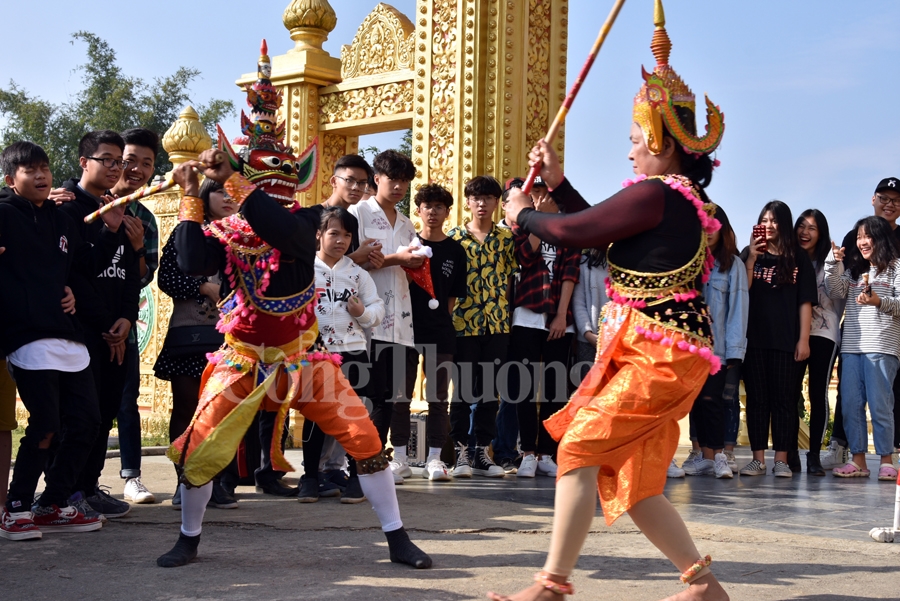 nghe thuat ro bam tai ngoi nha chung