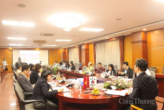 viet nam han quoc doi thoai chinh sach truc tuyen trong linh vuc phan phoi va logistics