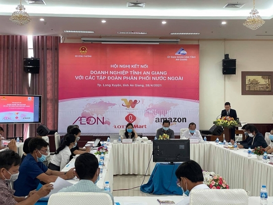 dua hang hoa viet vao he thong phan phoi nuoc ngoai