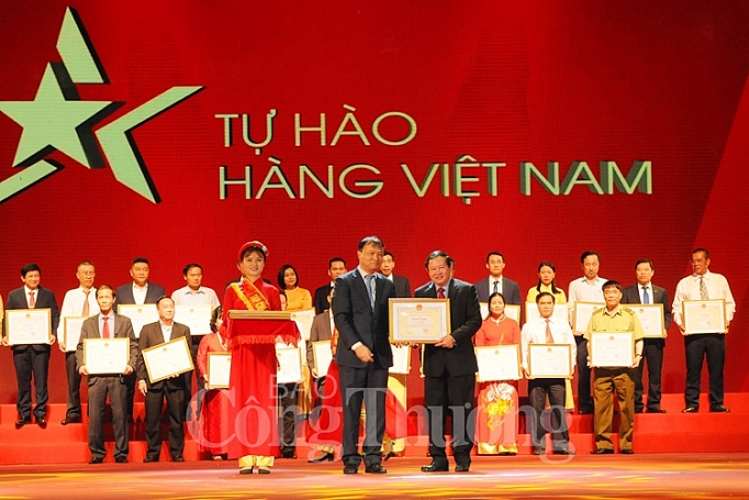 thanh tich cua nganh cong thuong huong ung cuoc van dong gop phan hoan thanh xuat sac cac chi tieu kinh te