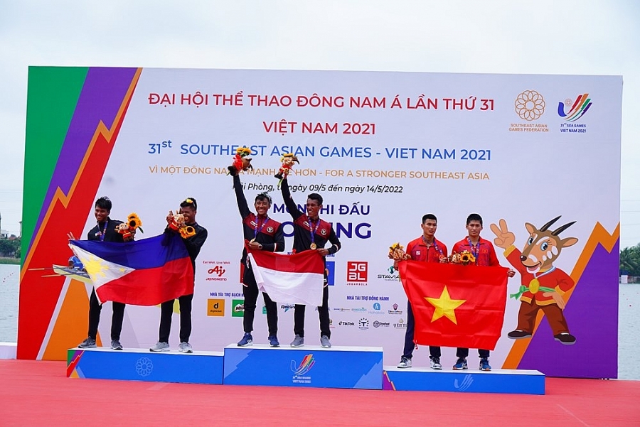 SEA Games 31: Đua thuyền Rowing Việt Nam xuất sắc đoạt 2 huy chương vàng