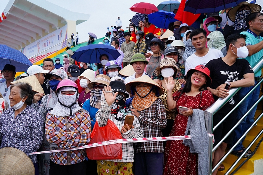 SEA Games 31: Đua thuyền Rowing Việt Nam xuất sắc đoạt 2 huy chương vàng