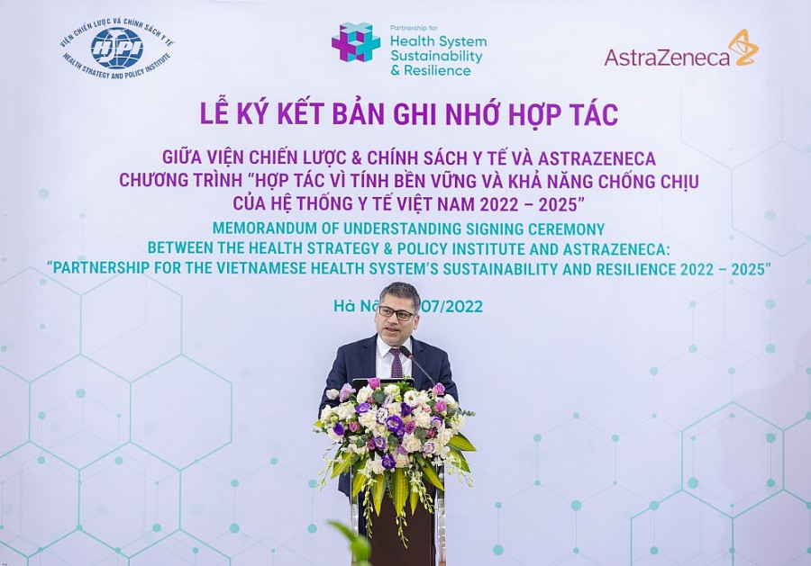 Ông Nitin Kapoor, Chủ tịch kiêm Tổng Giám đốc AstraZeneca Việt Nam, kỳ vọng sáng kiến hợp tác với Viện Viện Chiến lược và Chính sách Y tế sẽ góp phần củng cố toàn diện hệ thống y tế Việt Nam